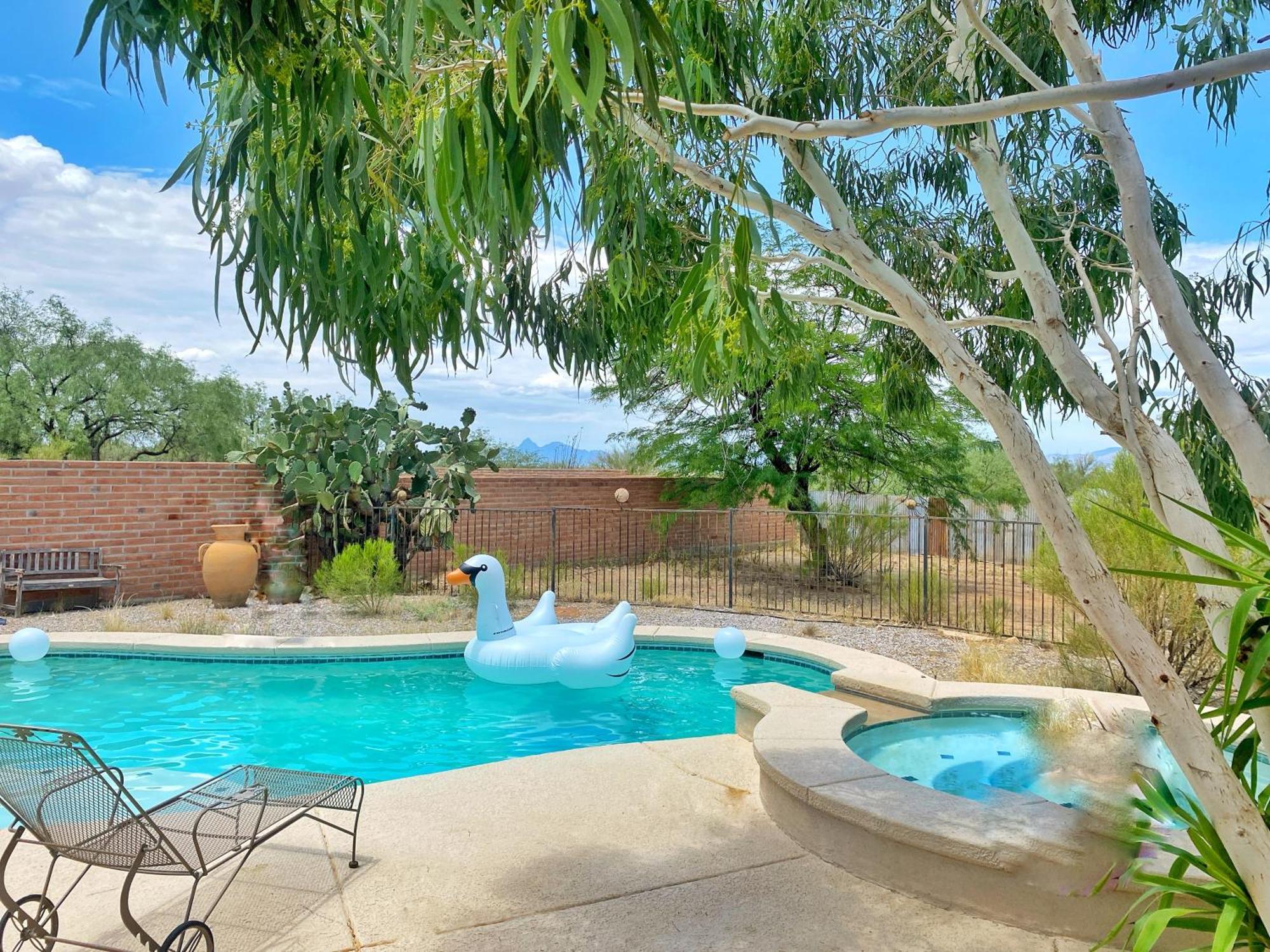 Holiday home Lazy H Bar Desert Outpost Ranch House With Pool And Hot Tub *