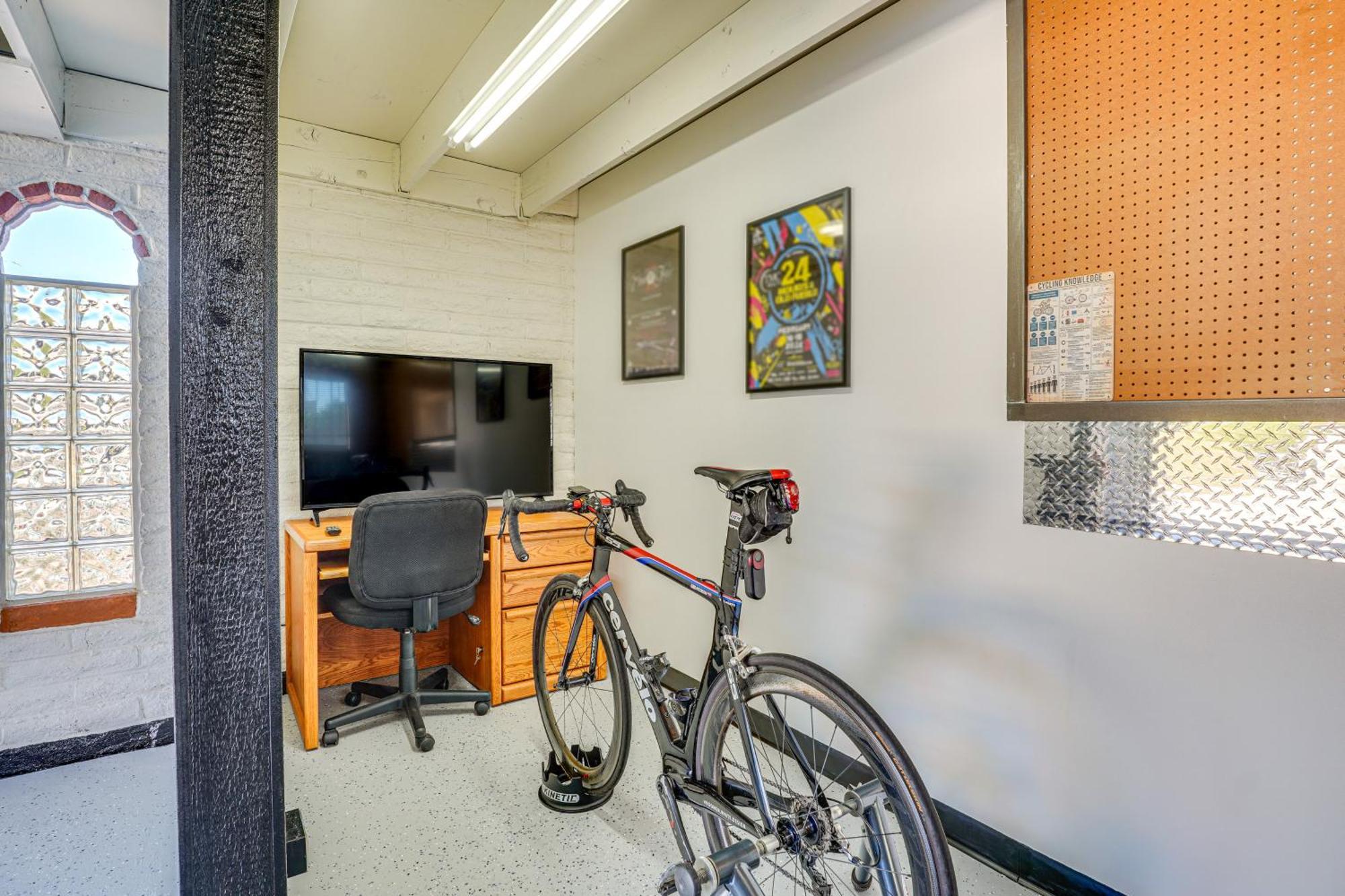 Holiday home Cyclists Haven Southwestern In Sunny *