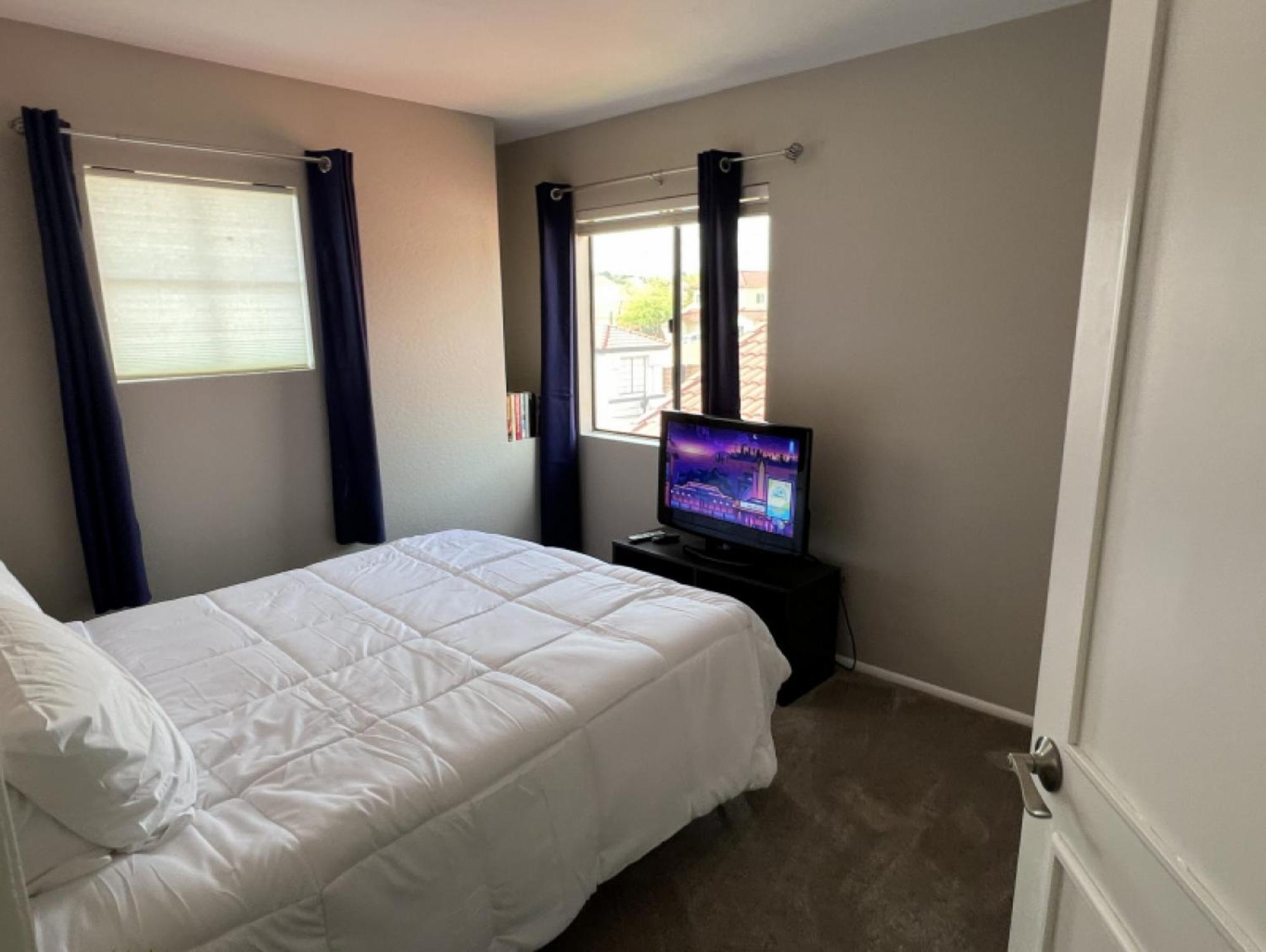 Private - Billiards, Mountain Views, Private Desert Access, Hoa Pool & Spa, Bbq, At Lambert Park - Bourbondale