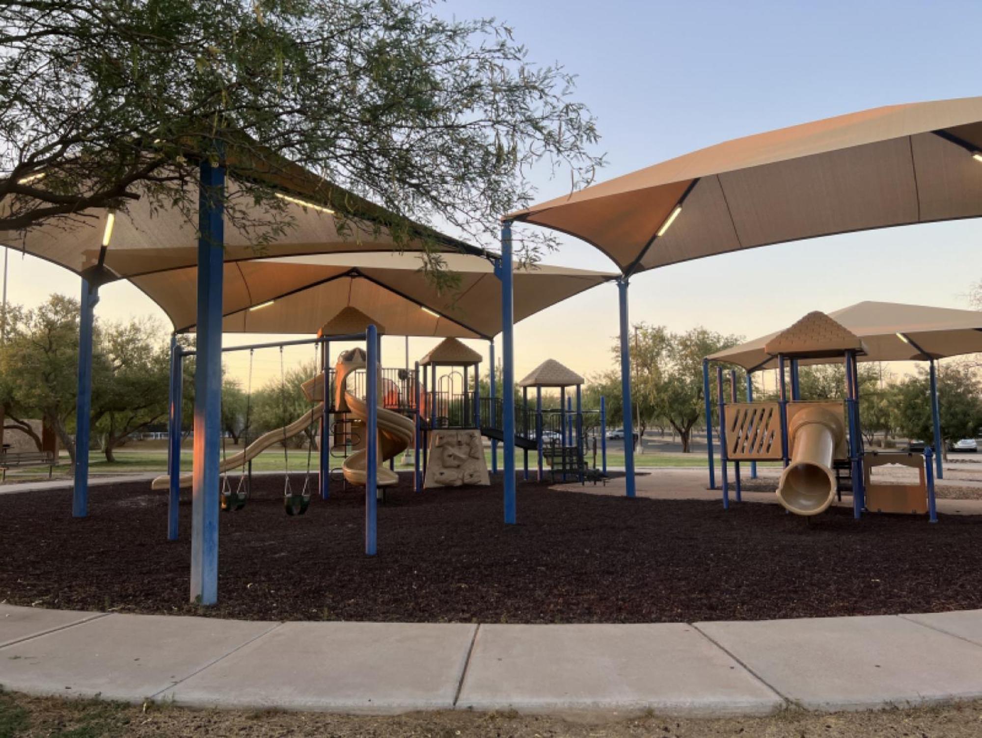 Private - Billiards, Mountain Views, Private Desert Access, Hoa Pool & Spa, Bbq, At Lambert Park - Bourbondale * Tucson