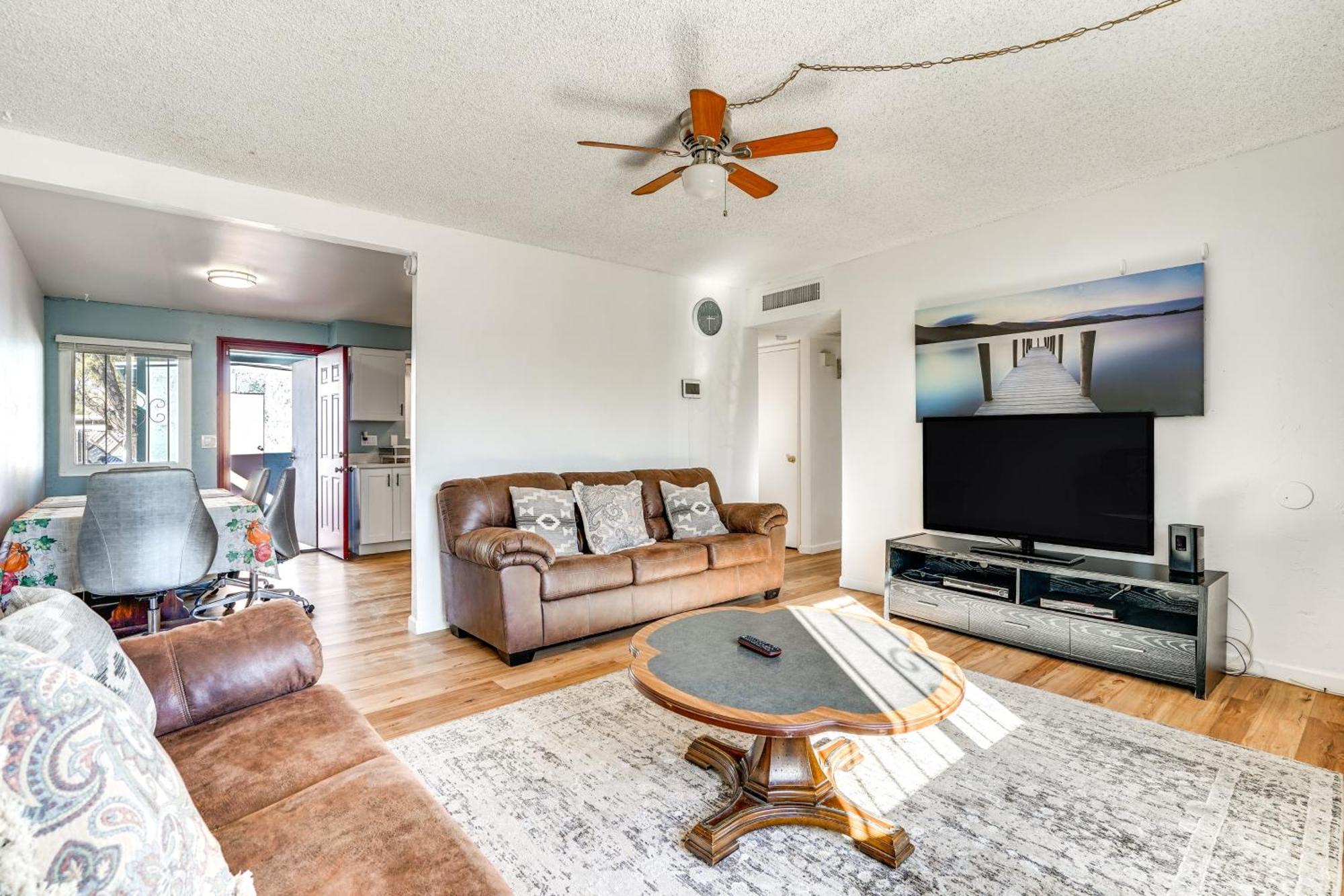 Furnished Outdoor Space Retreat In Tucson! Holiday home