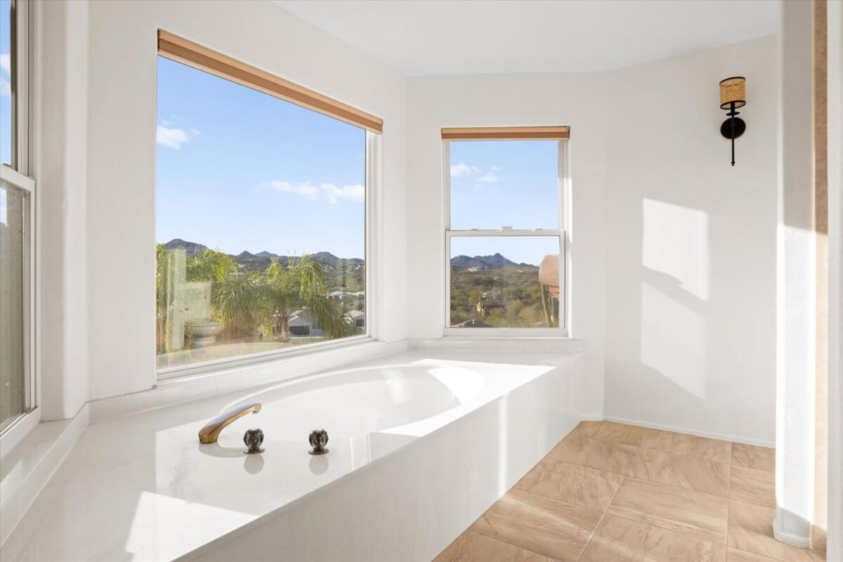 Holiday home Casa De Oro 360 Desert Views Hot Tub Pool Tucson