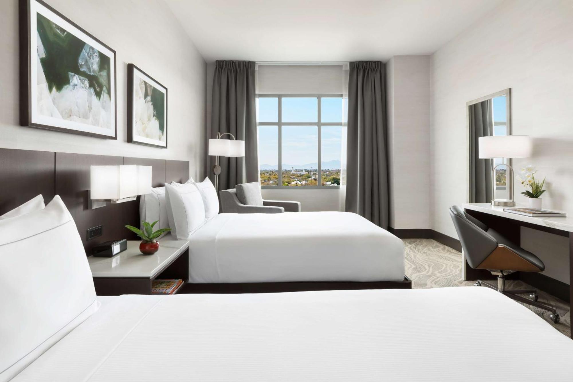 Doubletree By Hilton Downtown Convention Center Tucson