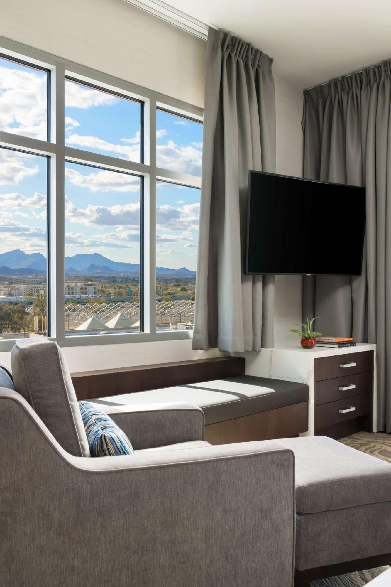Doubletree By Hilton Downtown Convention Center Tucson