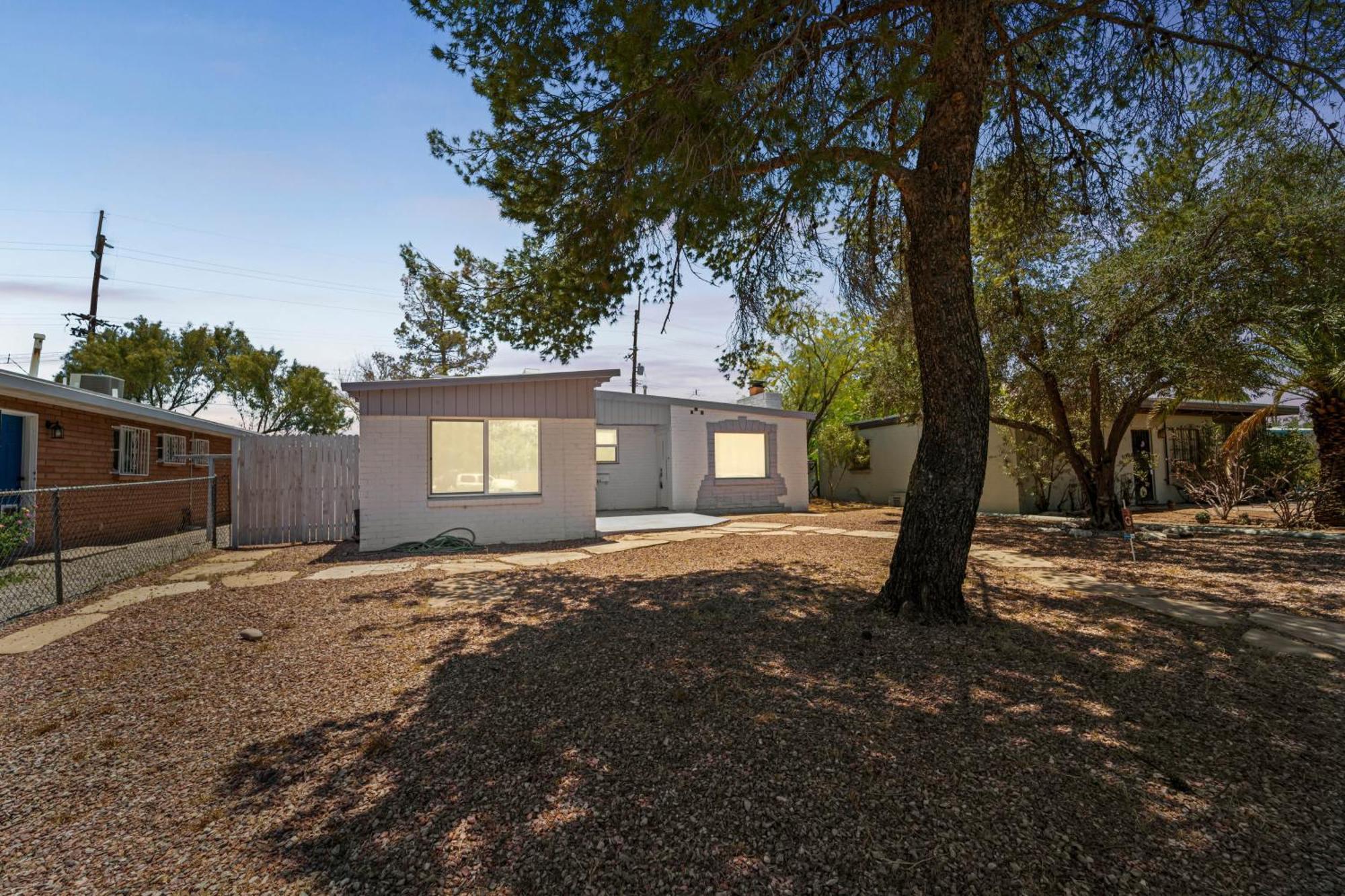 Cozy Reid Park House Holiday home