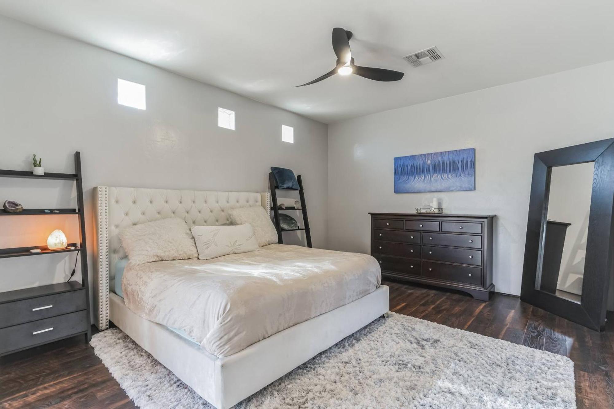 Pristine Placita | Spa-like Oasis W/ Pool & Views * Tucson
