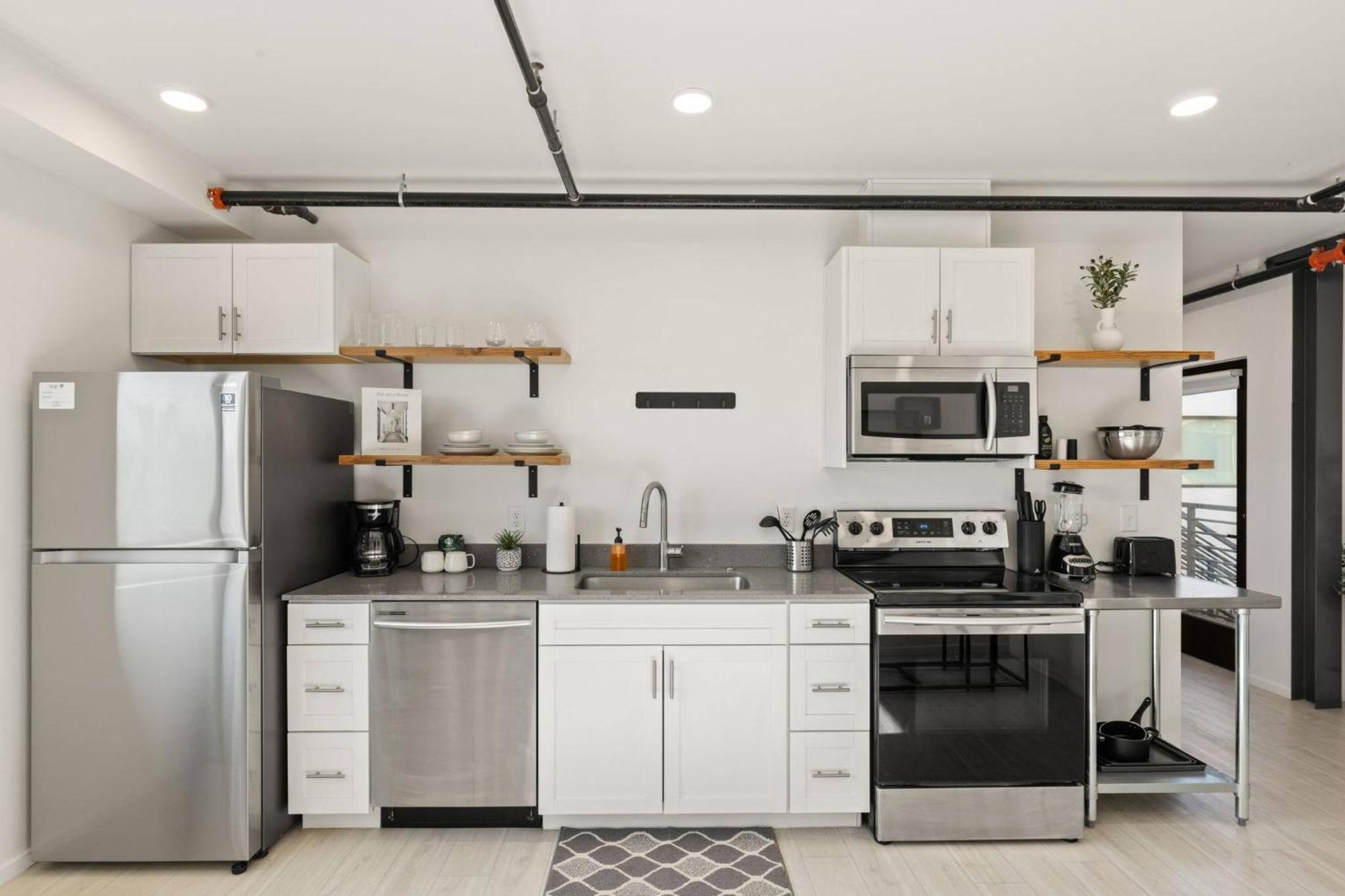 Apartment Cozy 5points, Steps From Dt, Mins From Uofa
