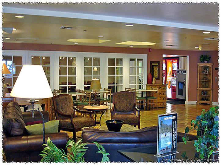 Hotel Homewood St. Philip's Plaza