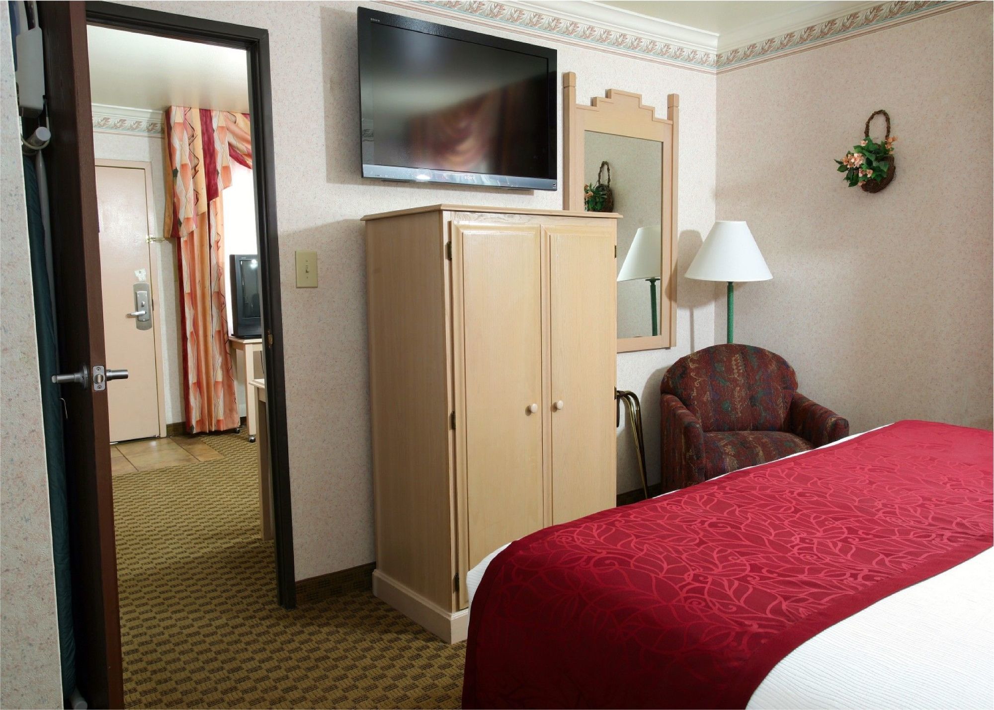 Western Innsuites Foothills & Casas Adobes