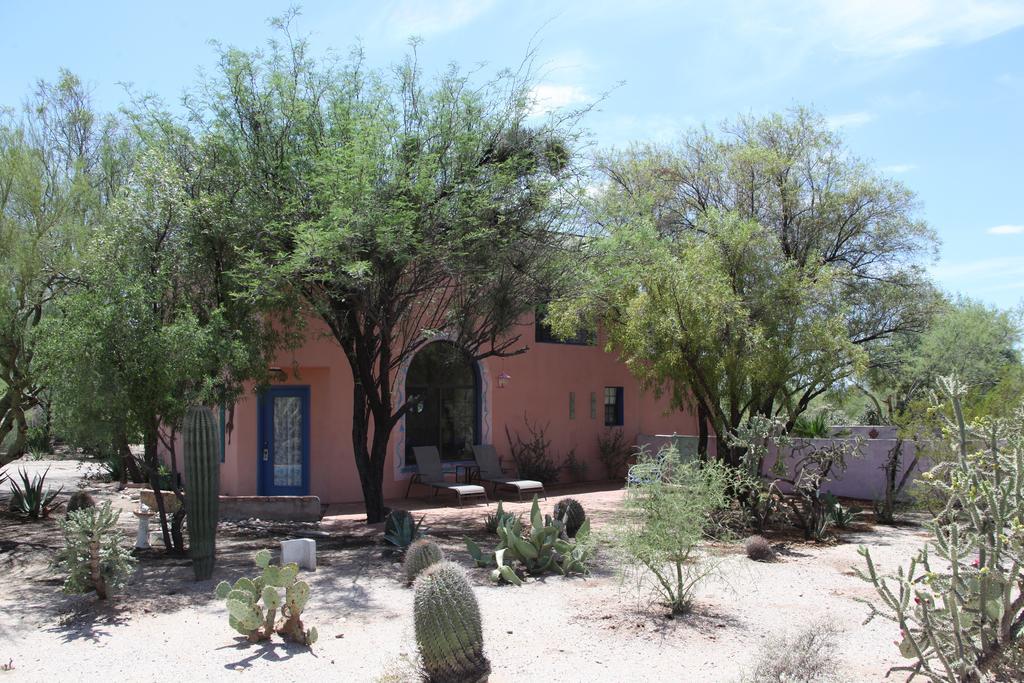 Bed & Breakfast Azure Gate Tucson