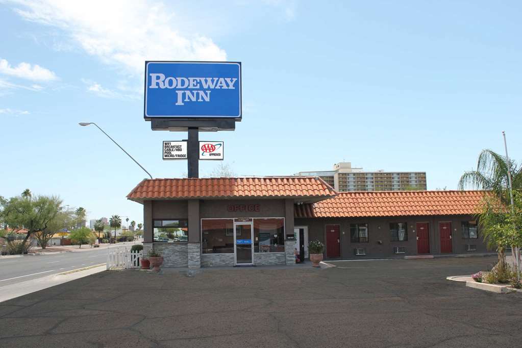 Rodeway Hotel