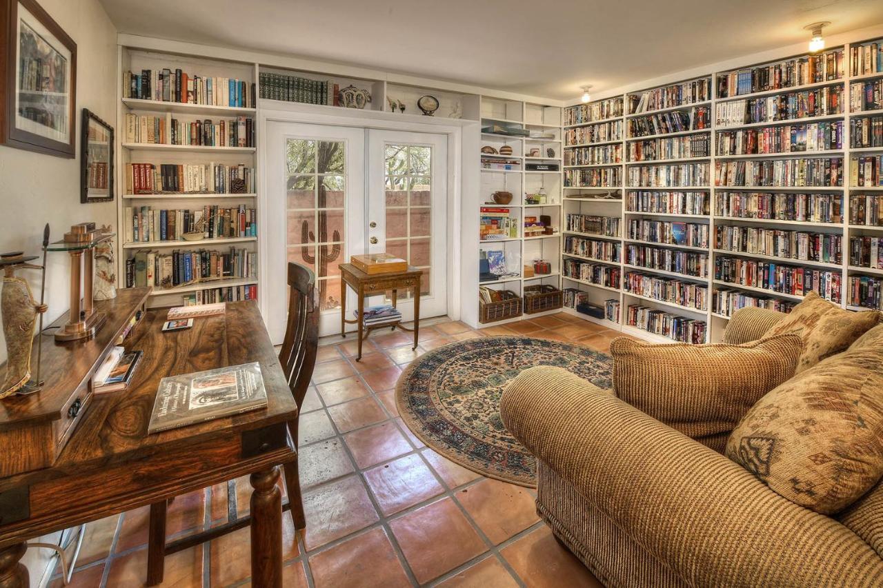 Azure Gate Bed & Breakfast 3*