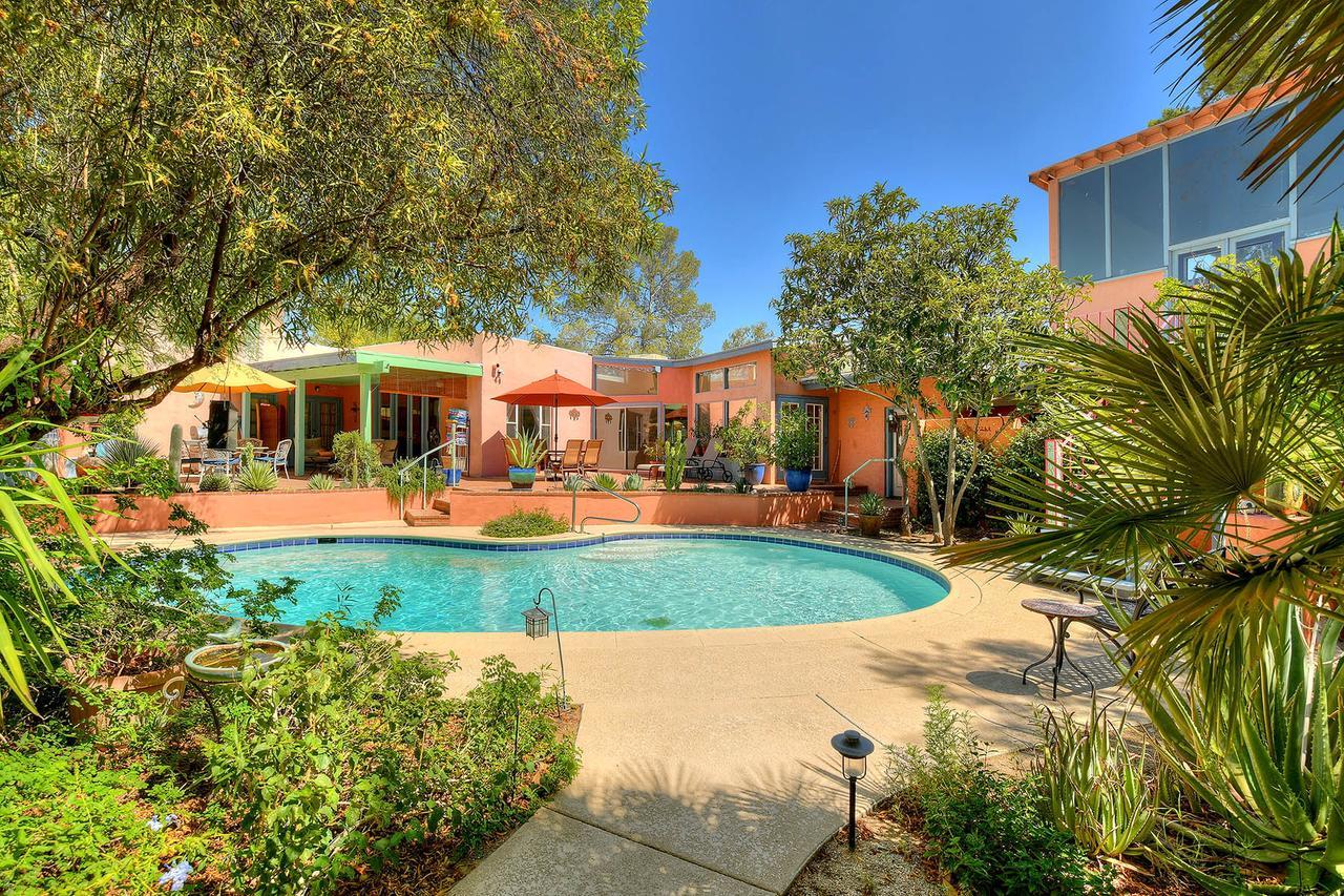 Azure Gate Bed & Breakfast Tucson