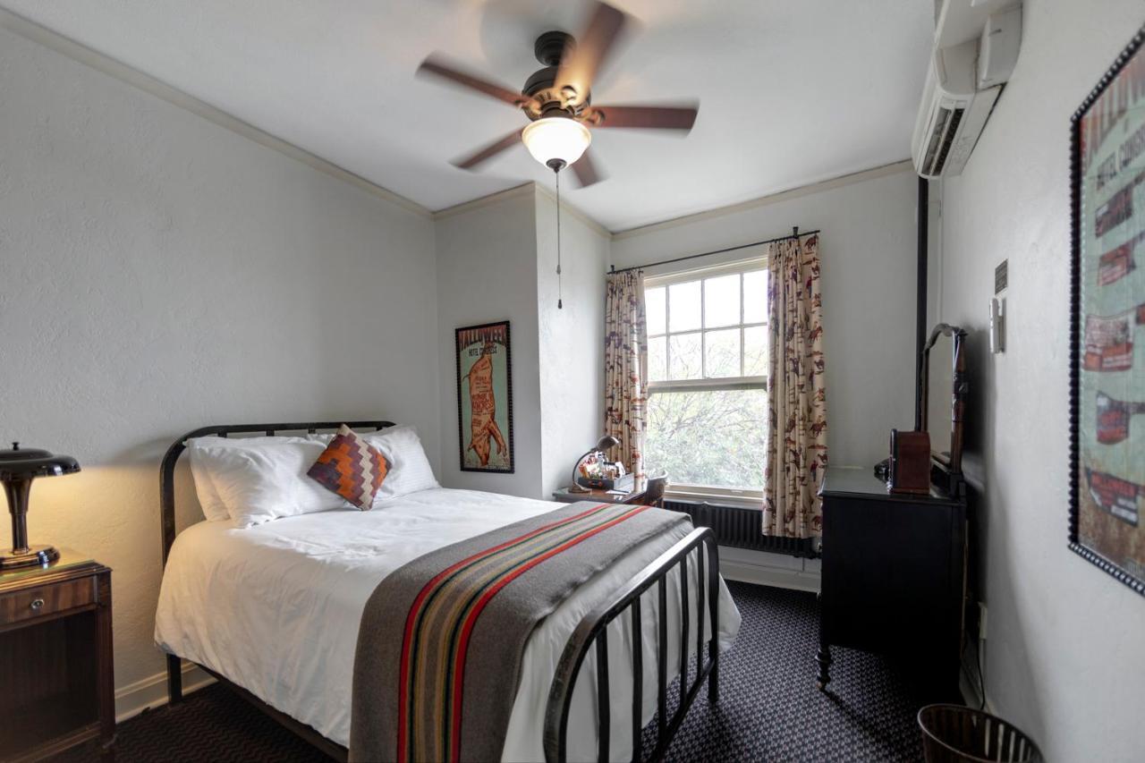 Hotel Congress