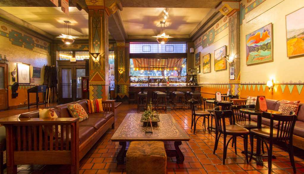 Hotel Congress 3*