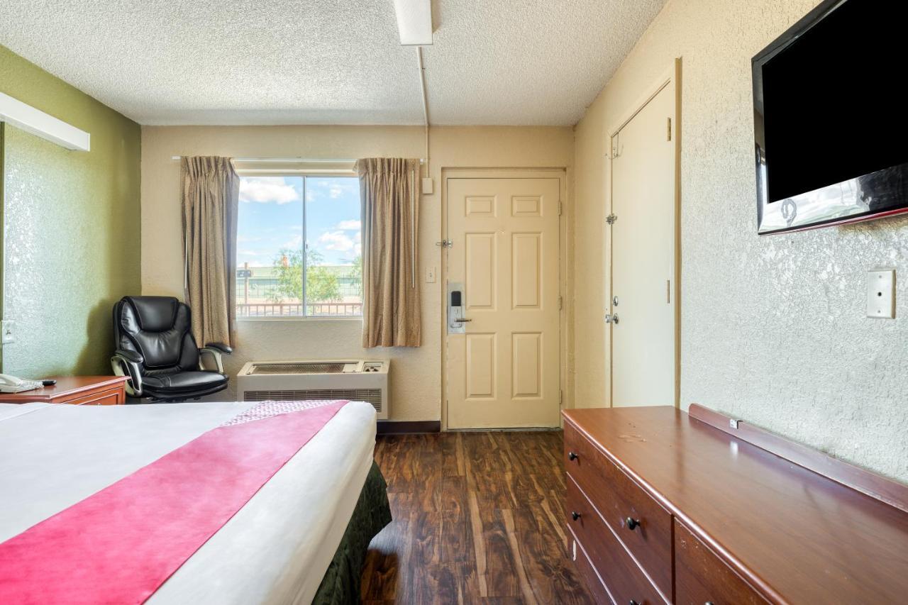 Oyo Downtown 2* Tucson