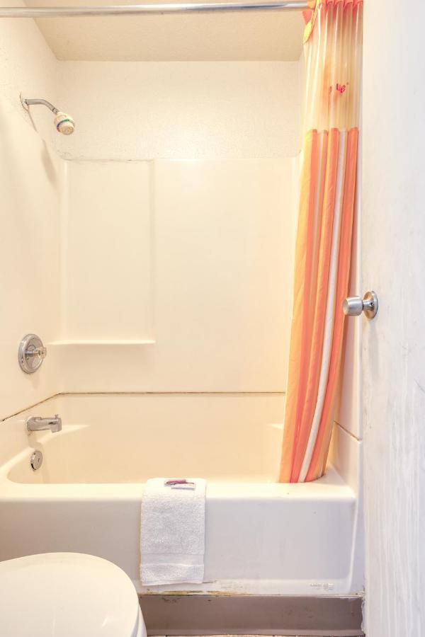 Hotel Oyo Downtown Tucson