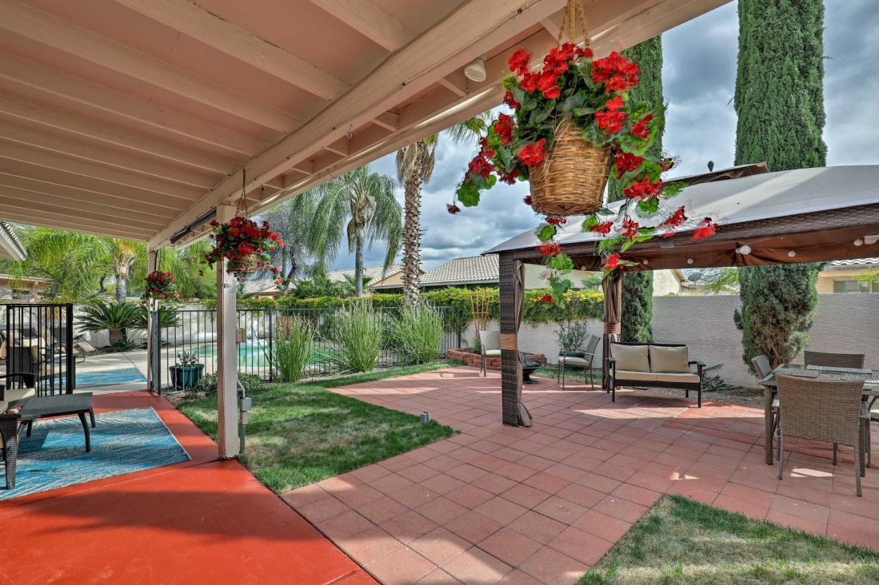 Holiday home Getaway With Yard, Pool, Hot Tub And Gas Grill! Tucson