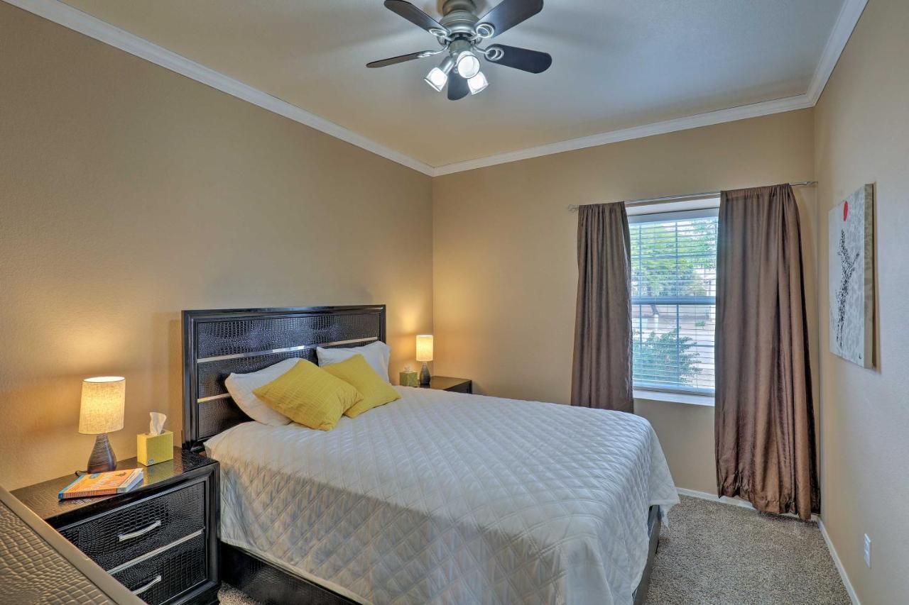 Holiday home Getaway With Yard, Pool, Hot Tub And Gas Grill! *