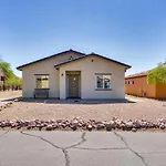 Tucson Vacation Rental With Community Pool!