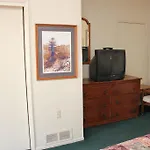 Frontier Motel