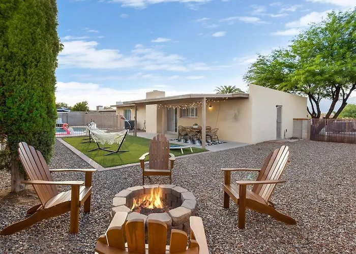 Pool, Fire Pit, Ping-Pong