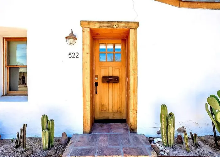 Modern Historic 1900 Adobe Bungalow In Downtown, Low Summer Rates!