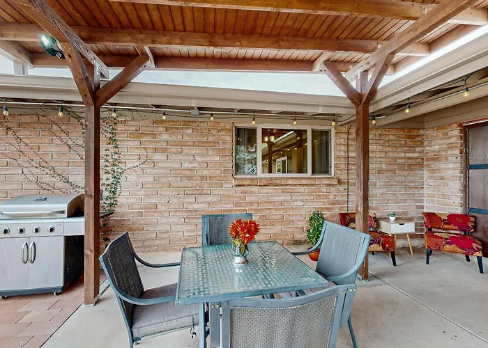 Rose\'S House