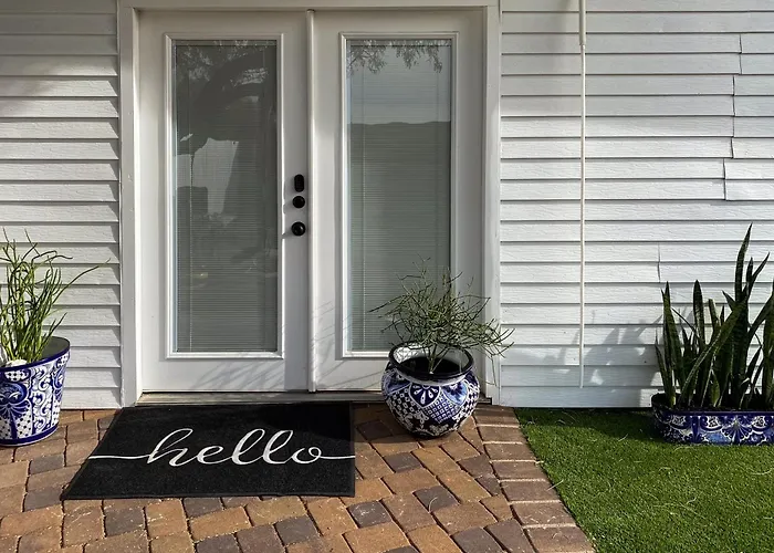 Violet\'S Little House