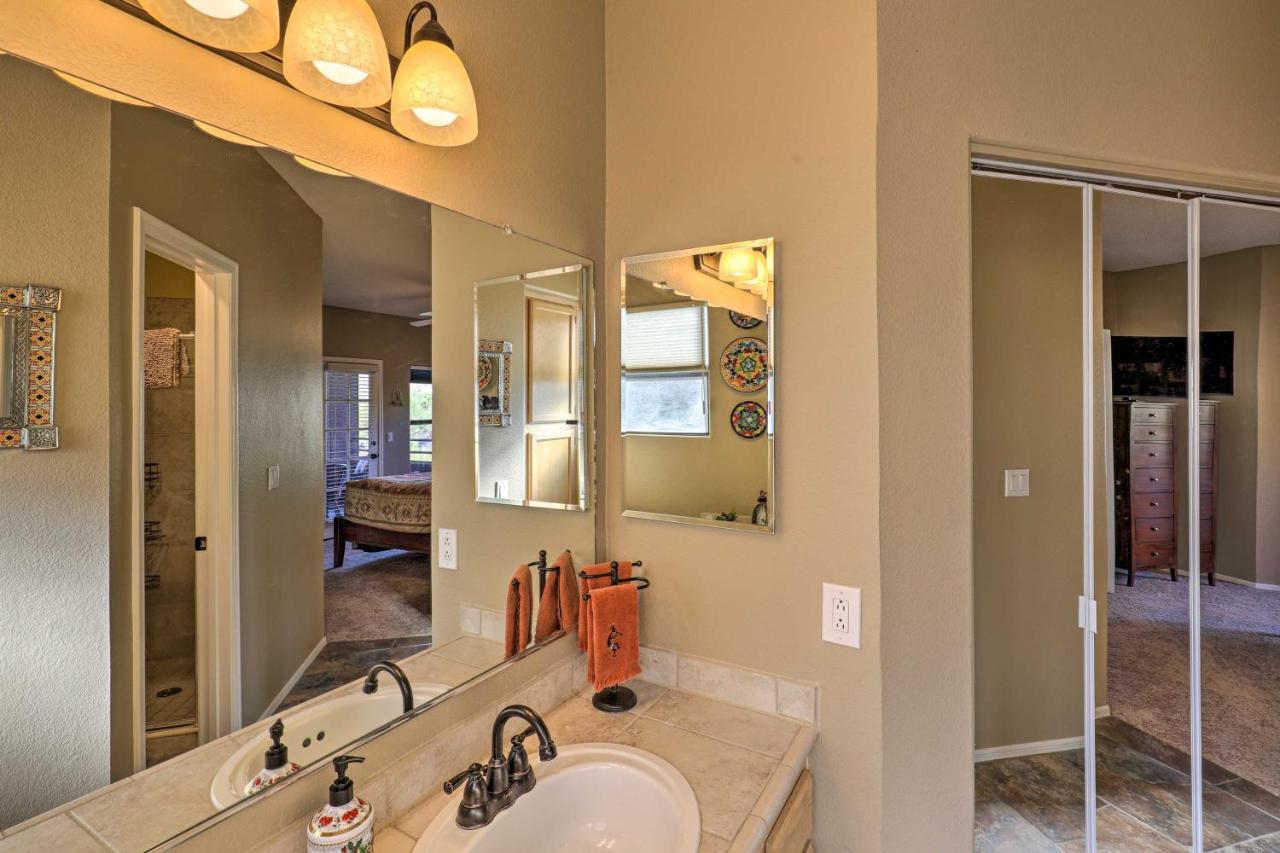 Serene Desert Escape With Porch And Resort-style Perks * Tucson