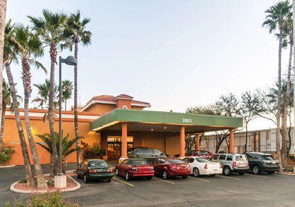 6 Tucson, Az Airport Kino Sports Complex Hotel