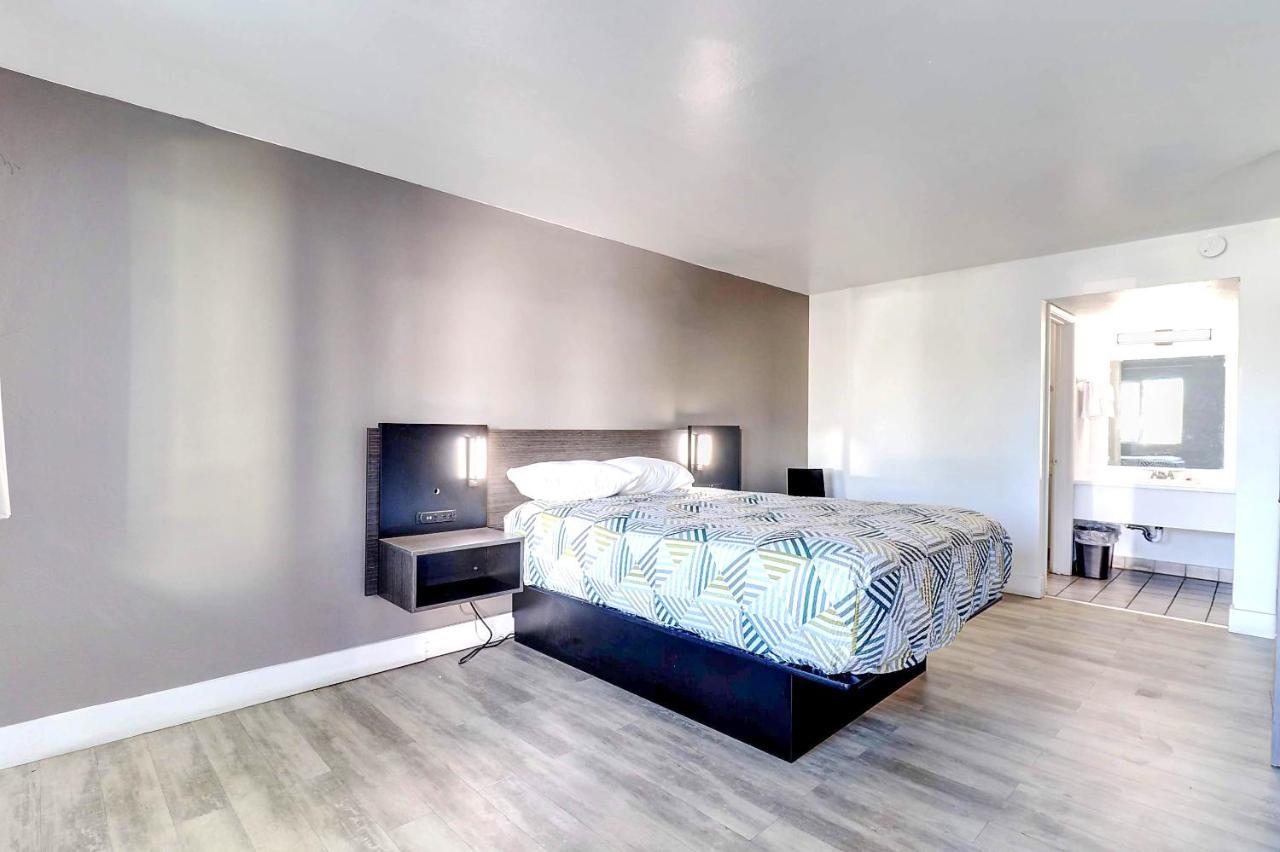 Hotel 6 Tucson, Az - East Williams Center 2*