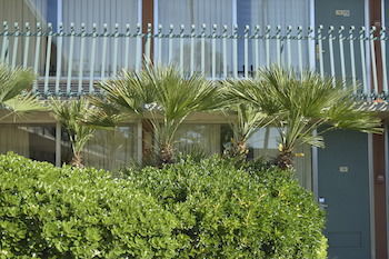 Glh Motel 2*