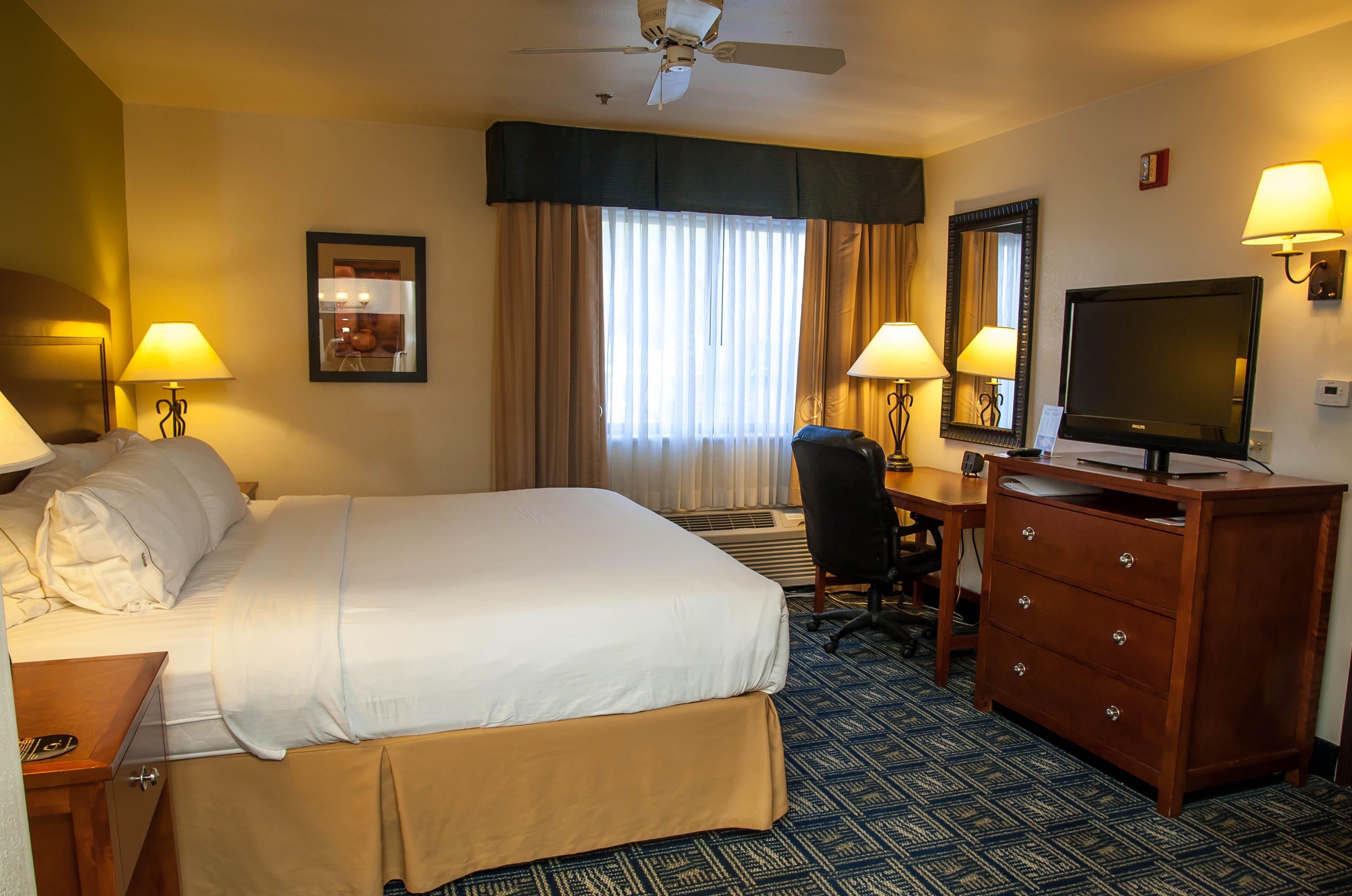 Express Tucson-airport By Ihg Hotel 2*