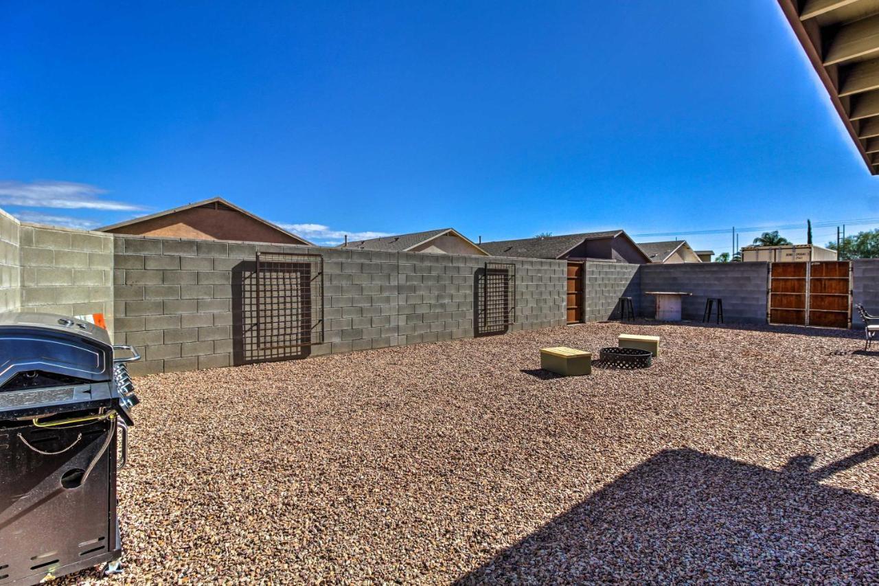 Sun-dappled With Patio And Grill!