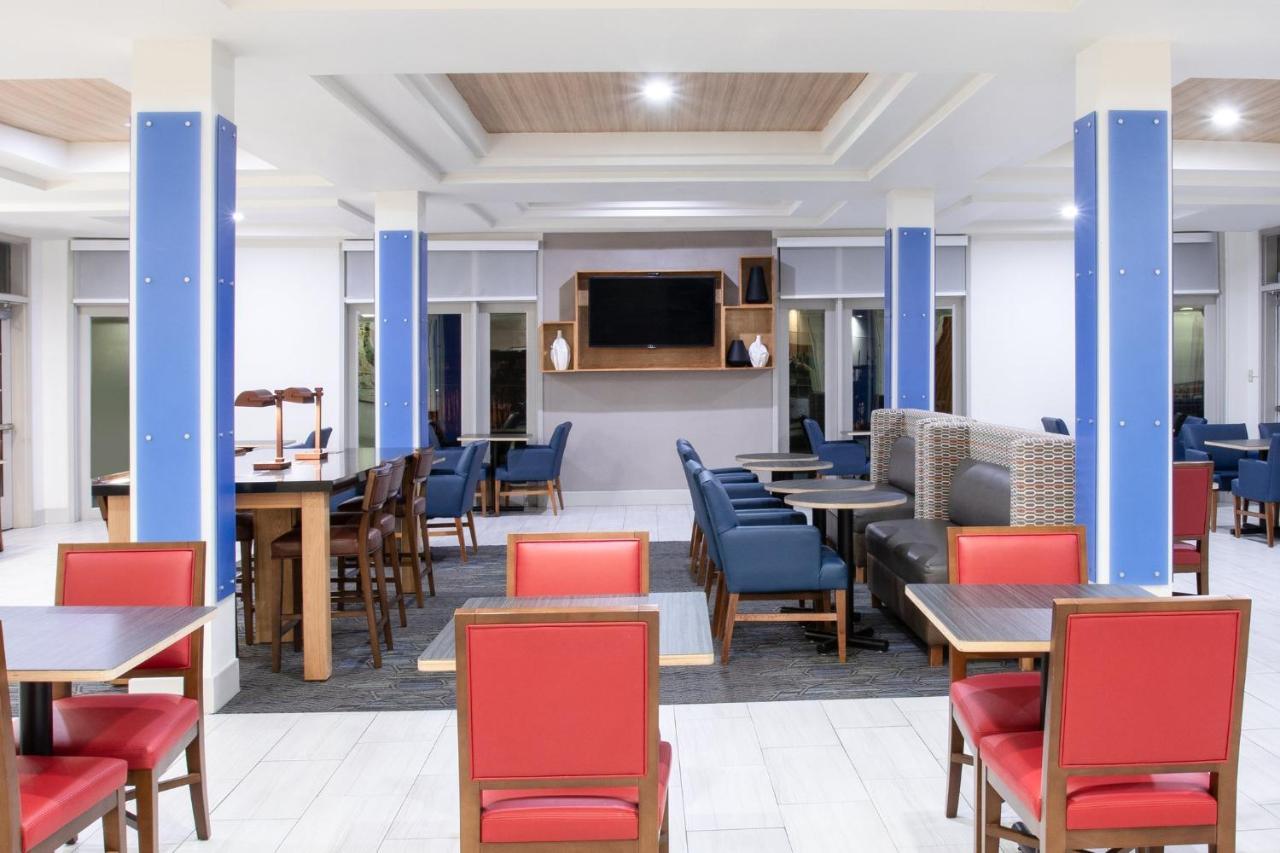 Express & By Ihg