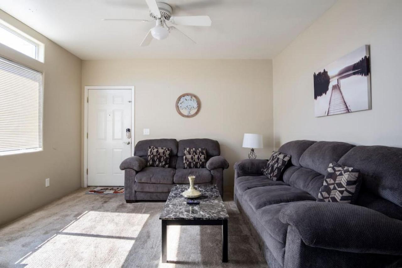 Holiday home Comfortable And Bright 3-bedroom In