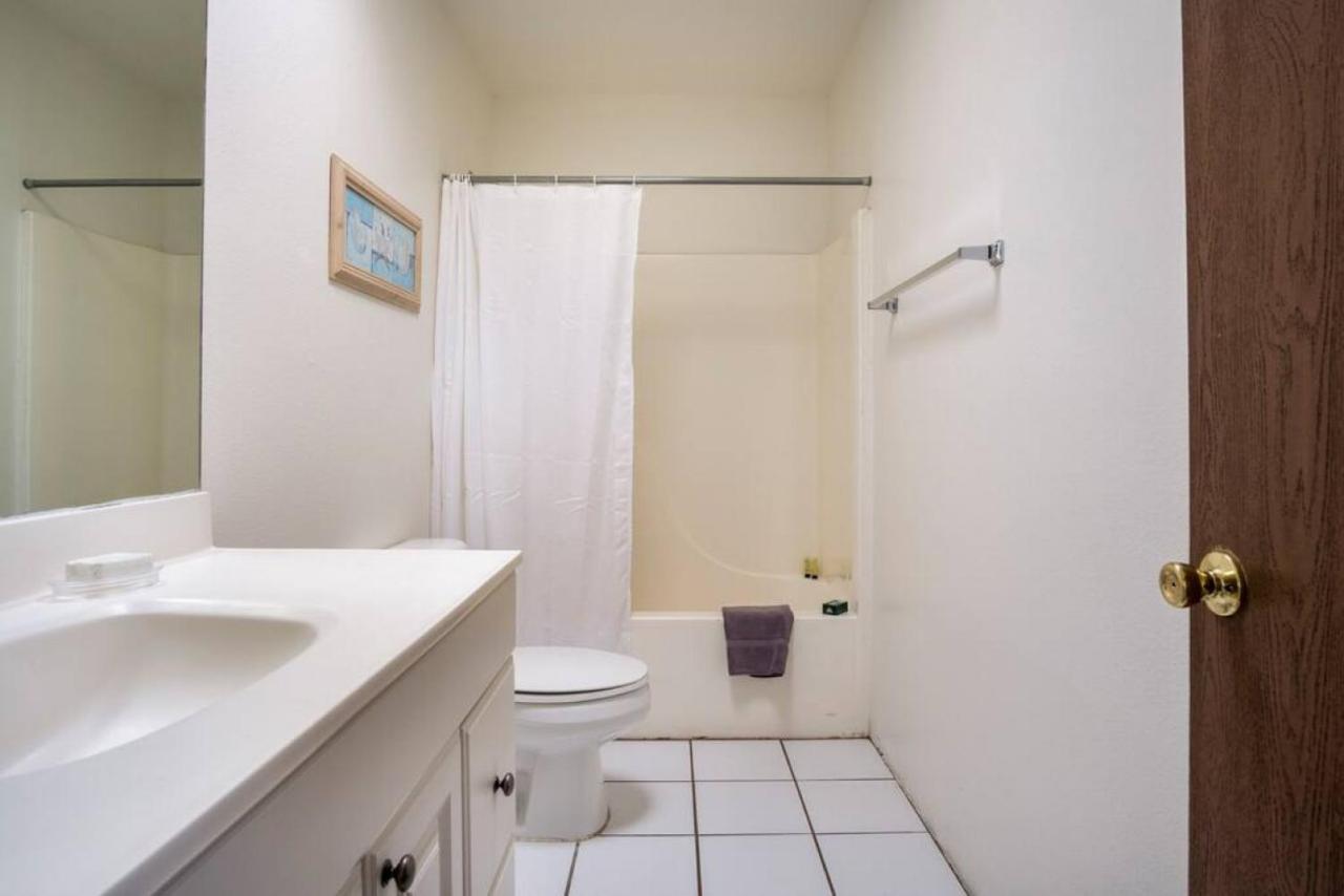 Comfortable And Bright 3-bedroom In Holiday home