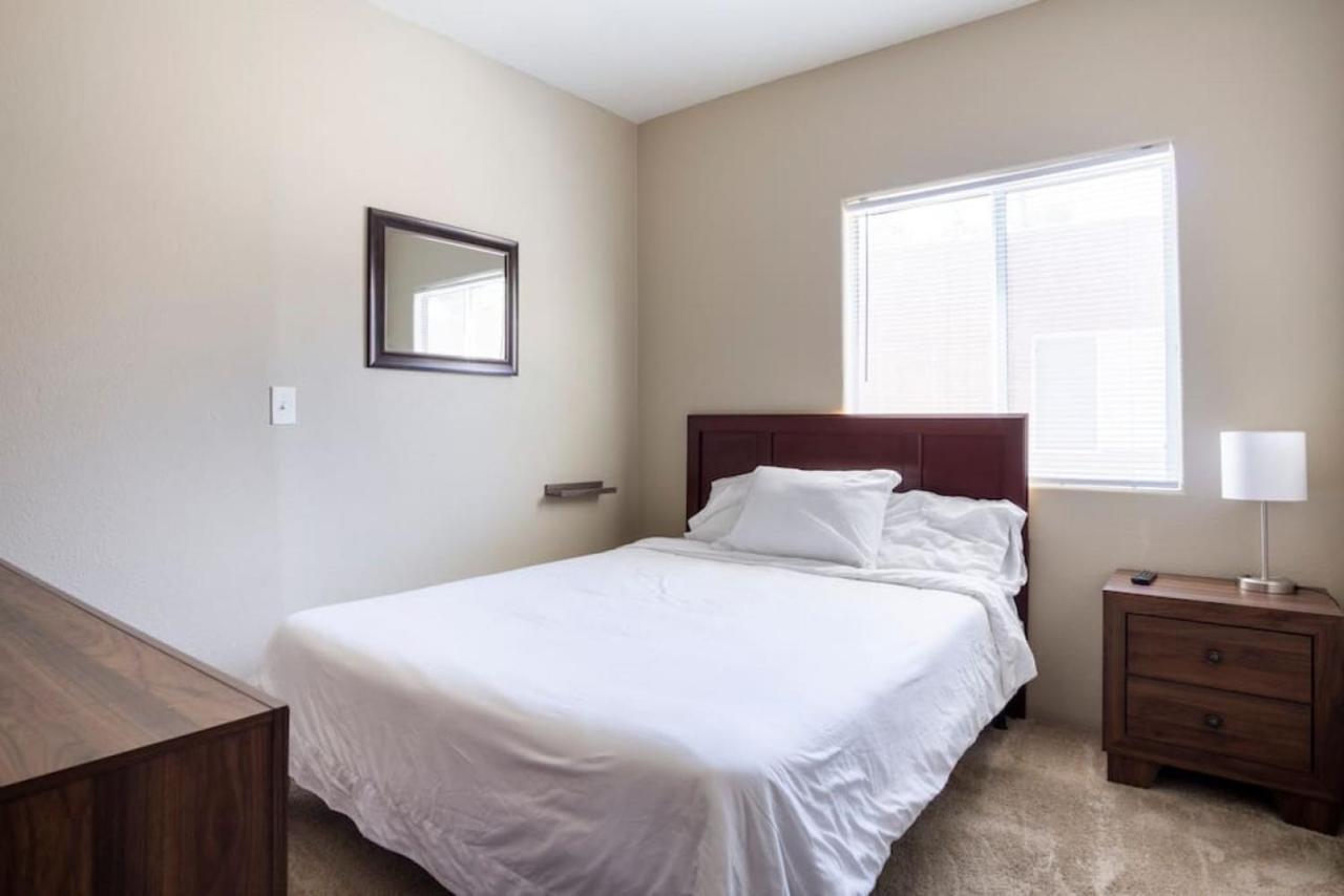 Holiday home Comfortable And Bright 3-bedroom In *