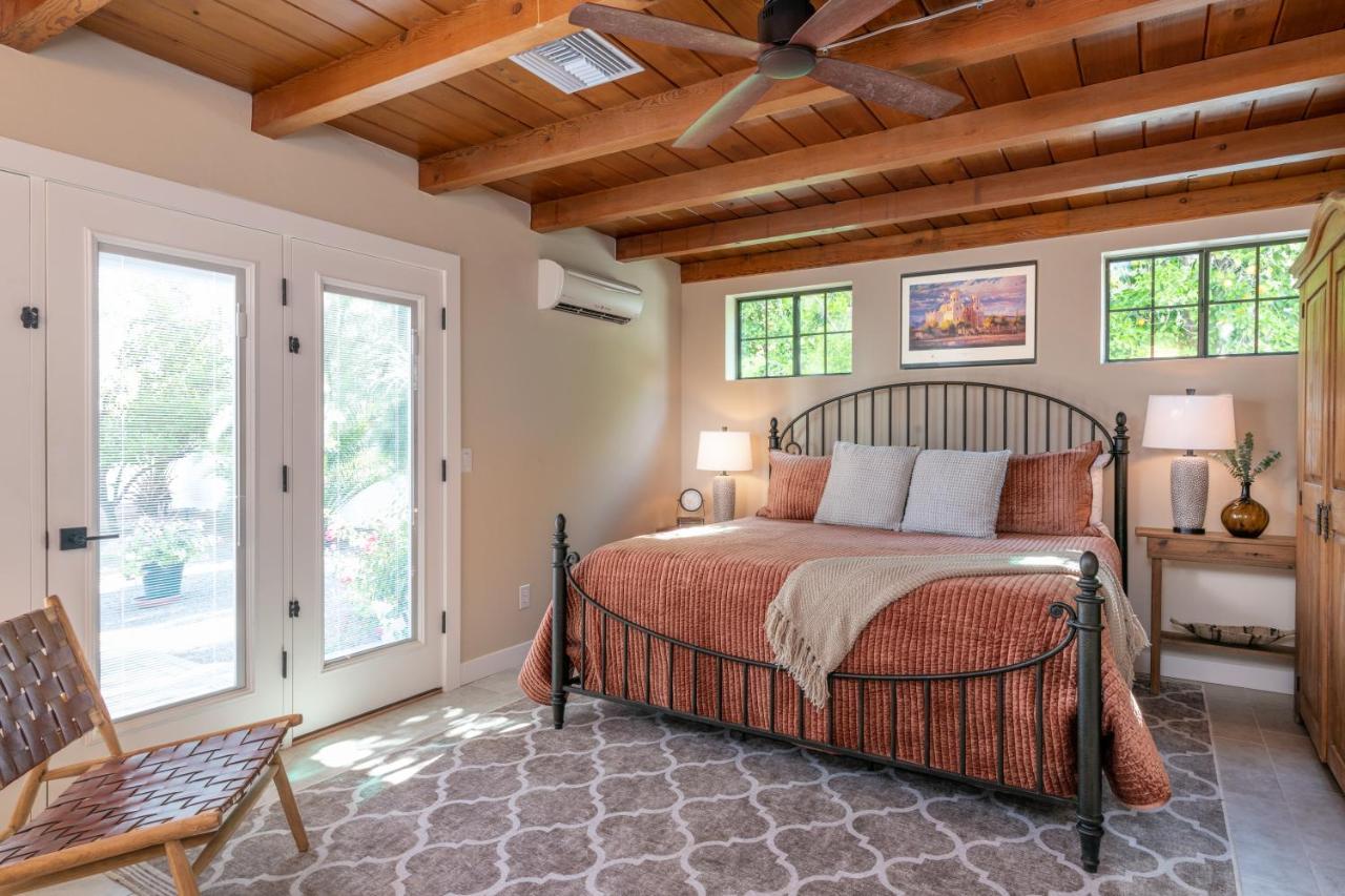 Bed & Breakfast Sam Hughes *