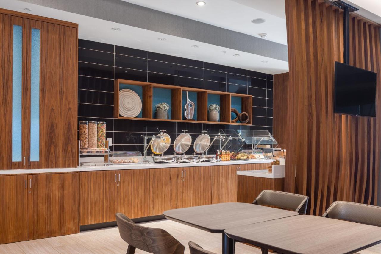 Hotel Springhill By Marriott At The Bridges Tucson