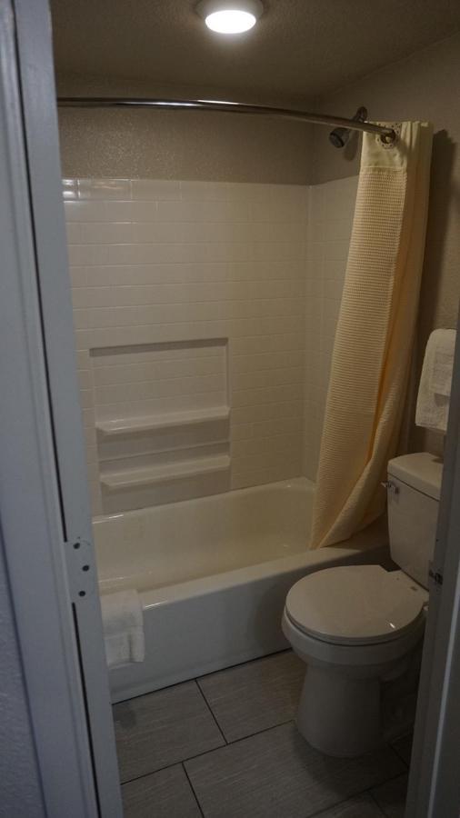 Travel Hotel
