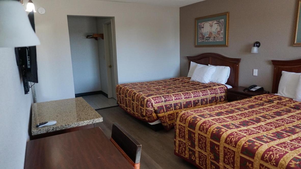Travel Hotel 2*