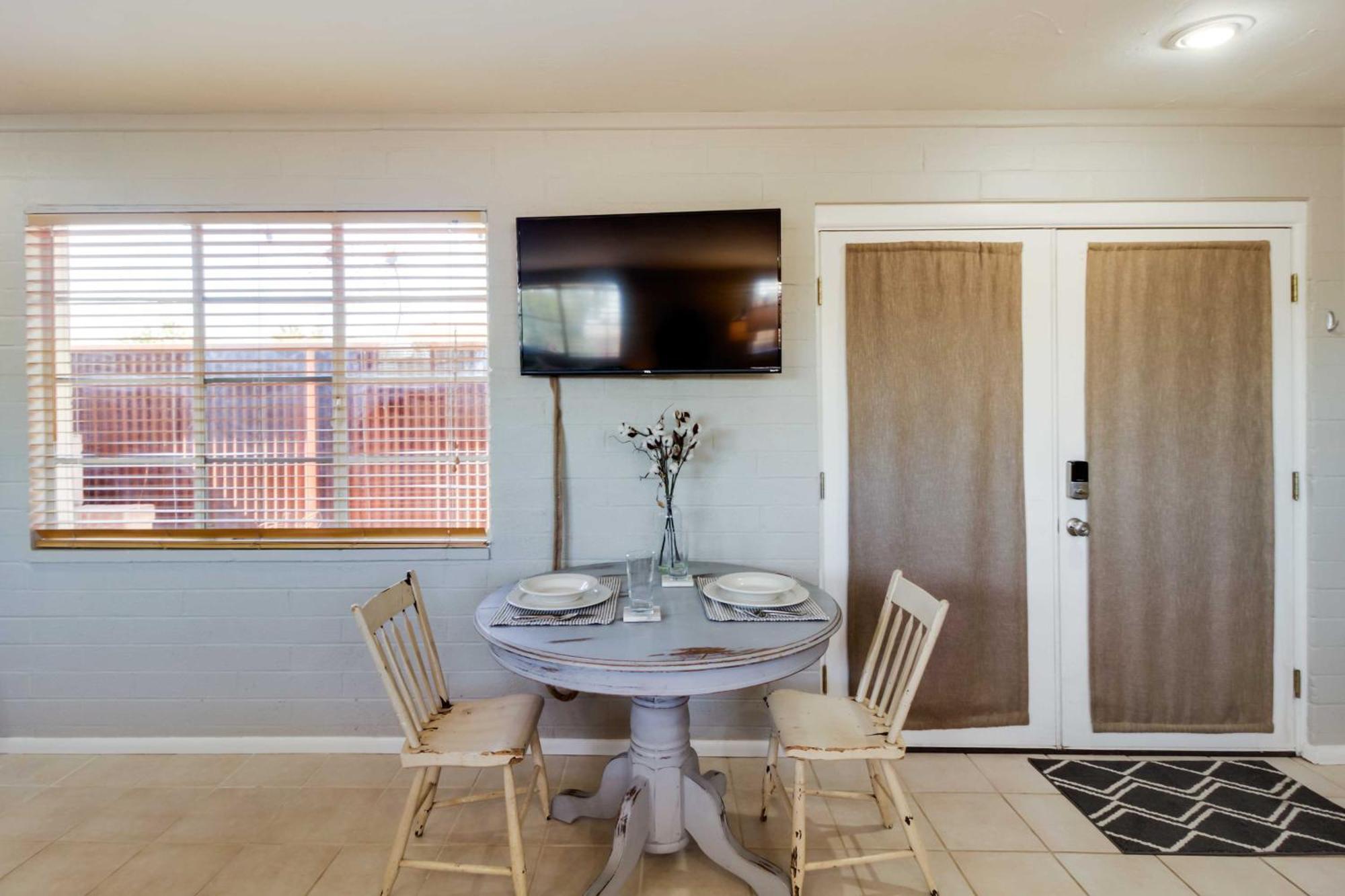 Adorable With Gas Grill And Wifi! * Tucson