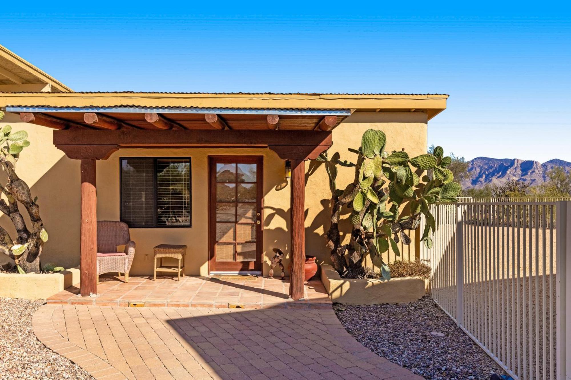 The Desert Z Lounge Holiday home Tucson
