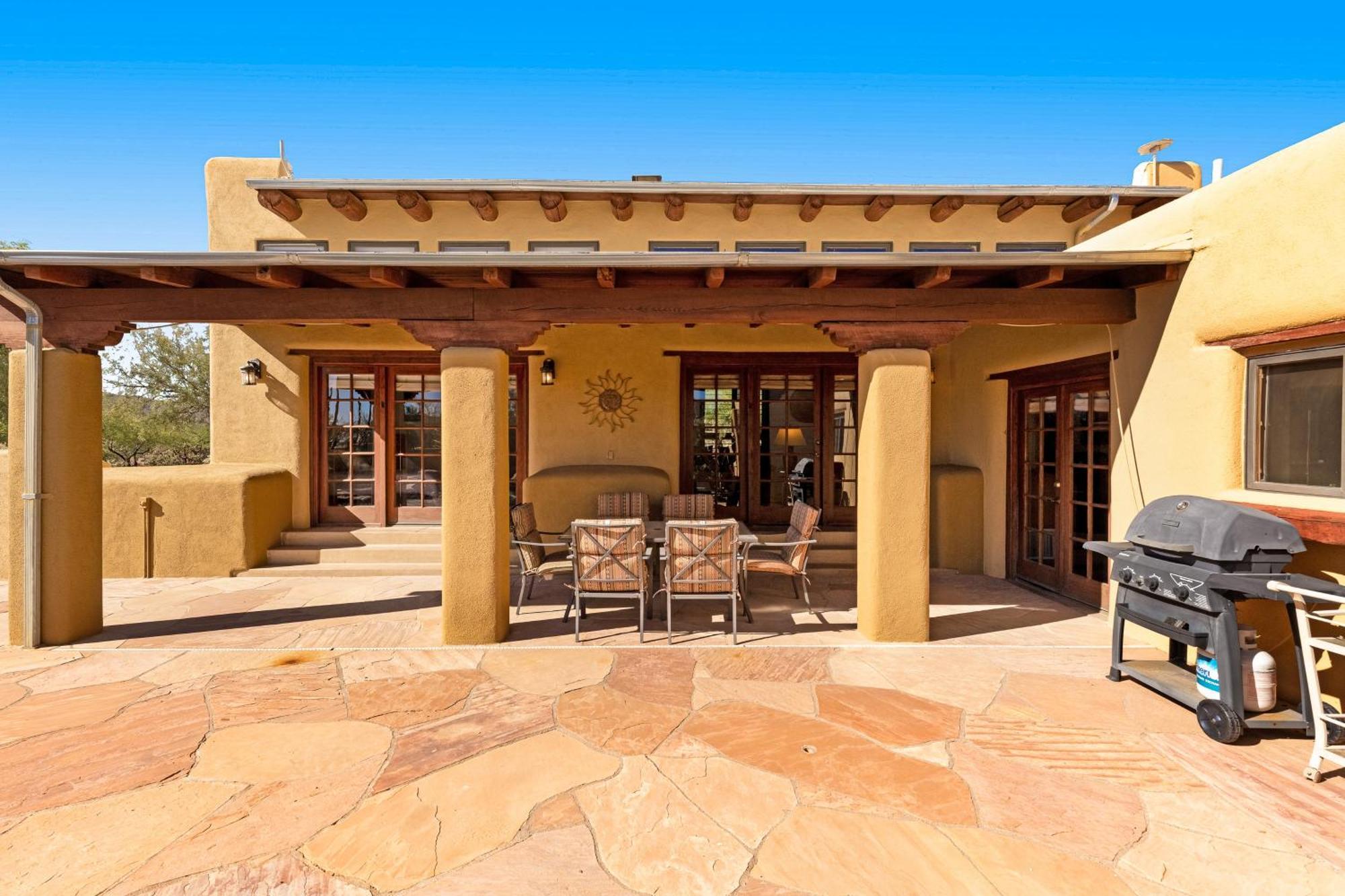 The Desert Z Lounge Holiday home