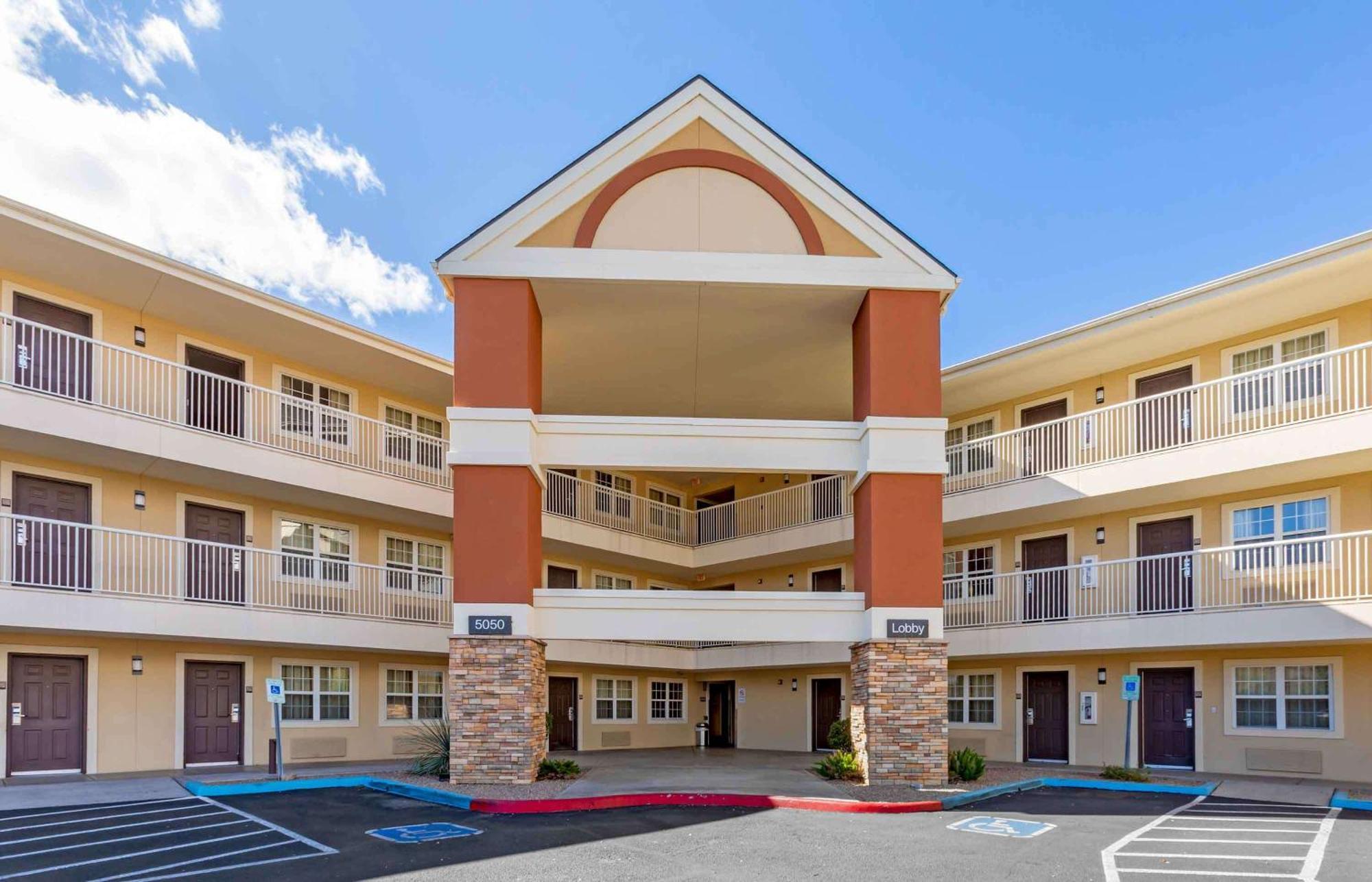 Extended America - - Grant Road Hotel