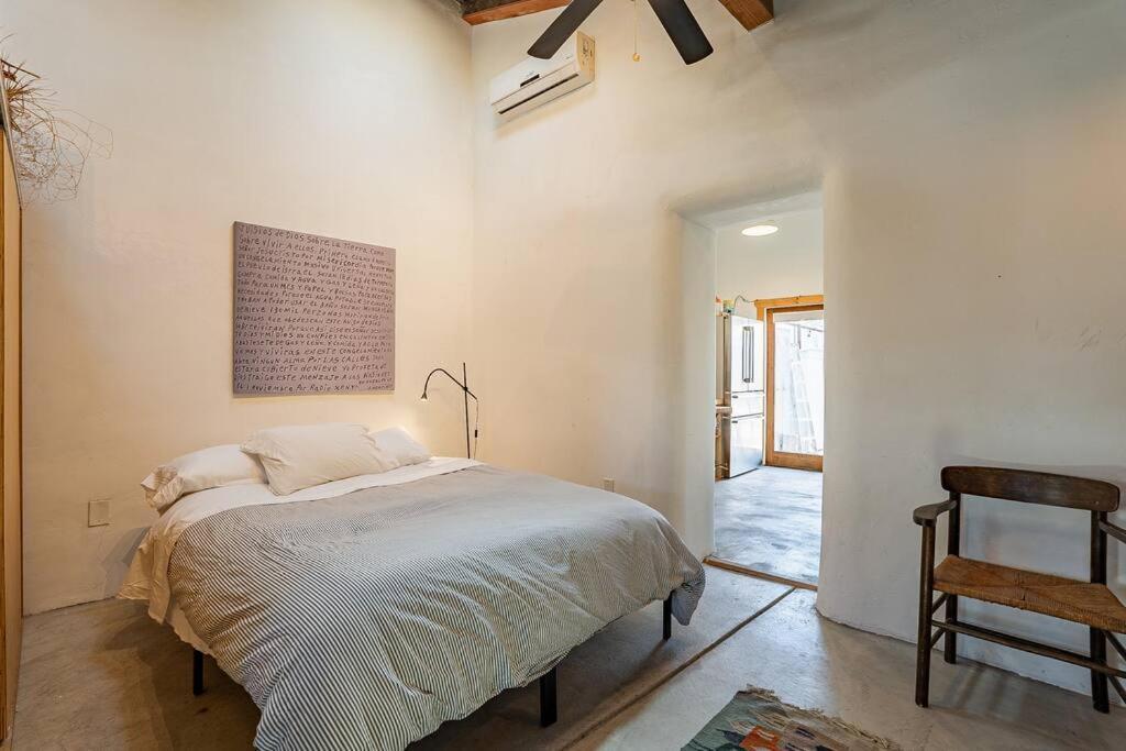 Apartment Modern Historic 1900 Adobe In Downtown, Summer Rates! Tucson