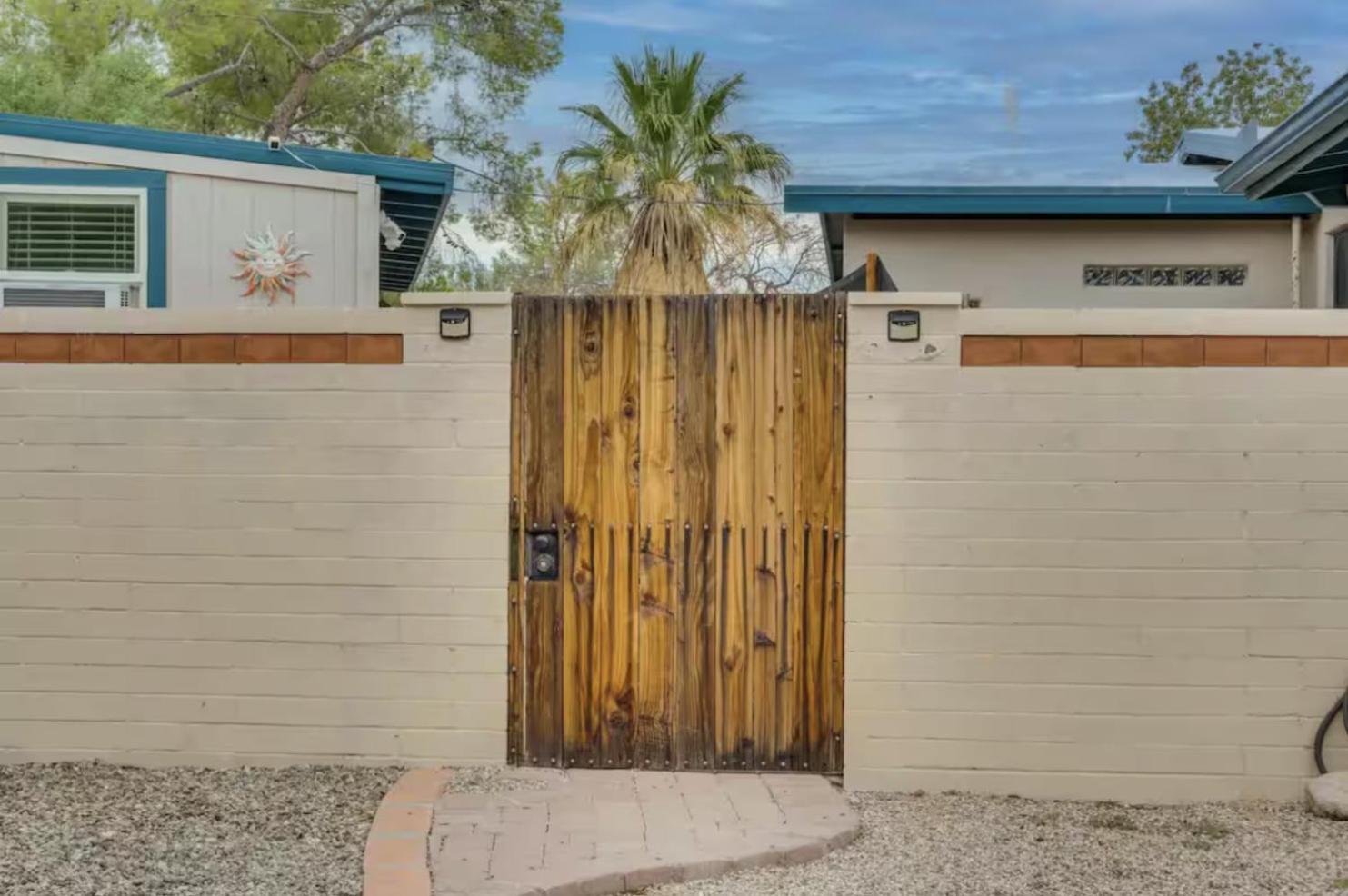 Charming Southwest Casita *
