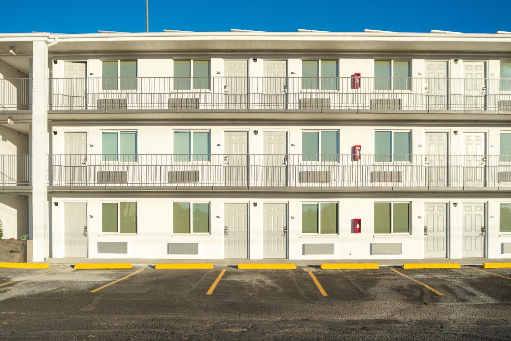 Hotel The Alice 3*